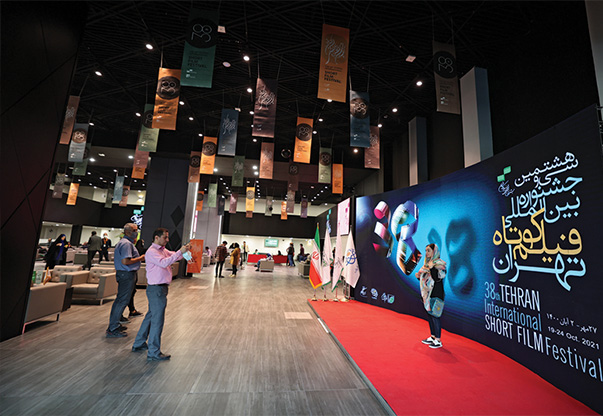 خانه جشنواره‌های ایرانی - ارسال فیلم فیلمنامه عکس پوستر تئاتر به جشنواره های هنری ایرانی داخلی